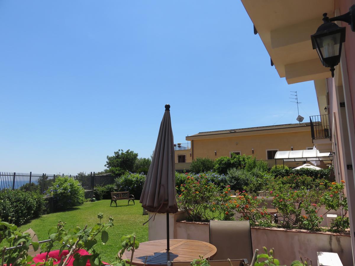 Case Vacanze Residence Trinacria أتشيريالي المظهر الخارجي الصورة